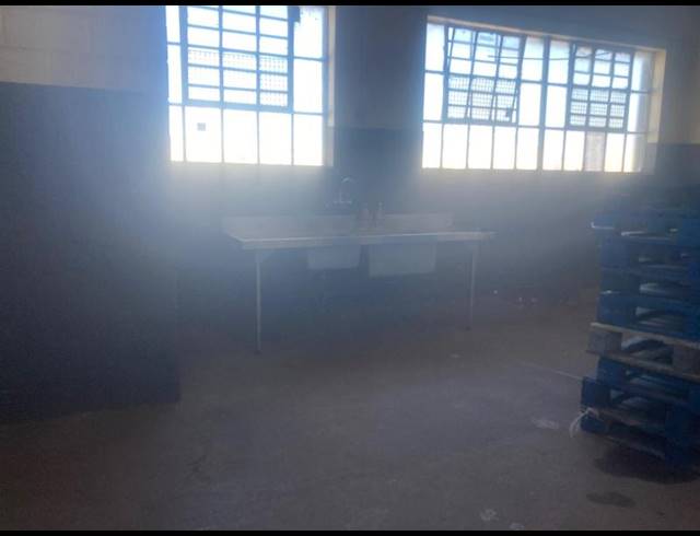 INDUSTRIAL PROPERTY TO RENT IN SIDWELL
